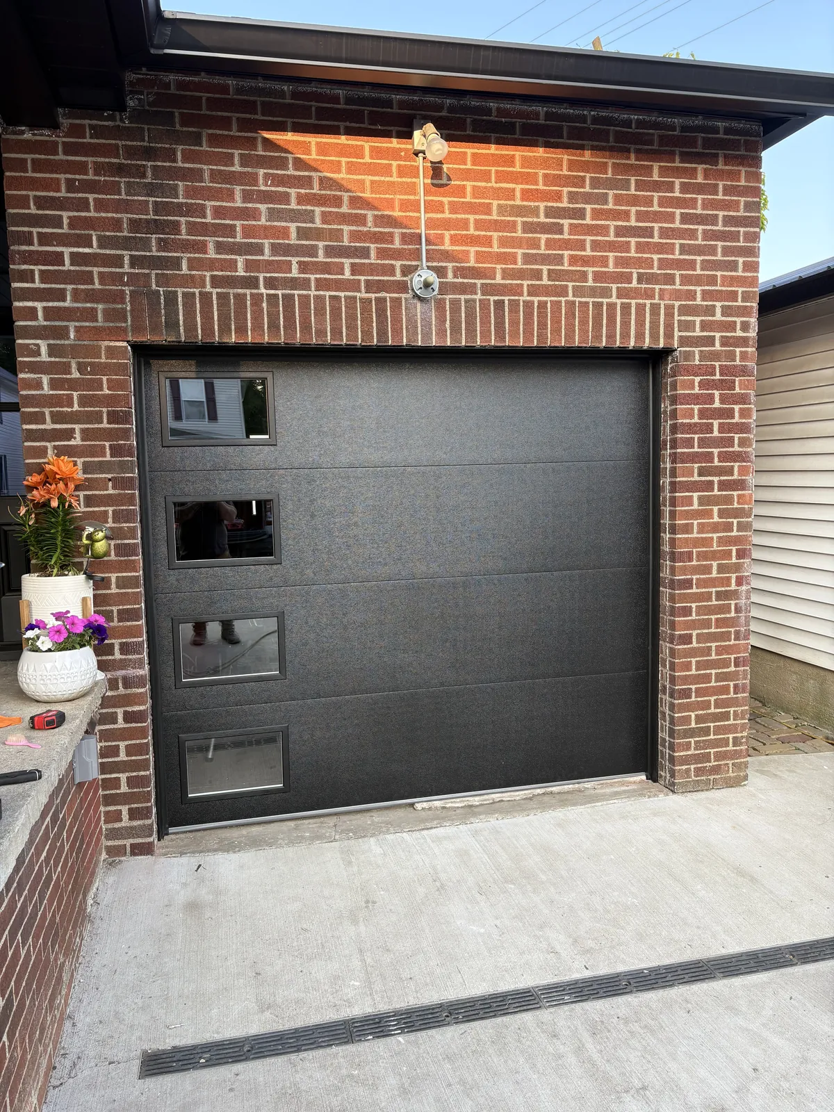 Black CHI Skyline · Black CHI Skyline — after, by Bear Door Services